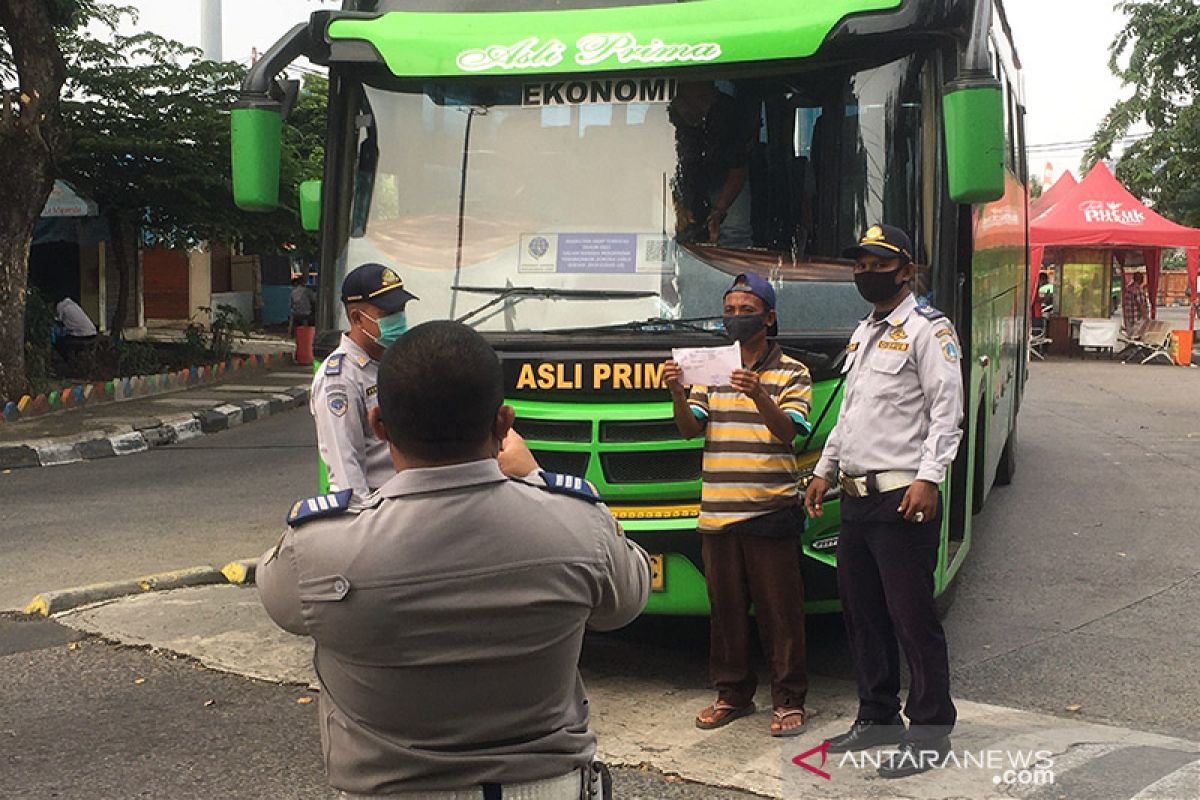 Empat penumpang gagal berangkat dari Terminal Kalideres