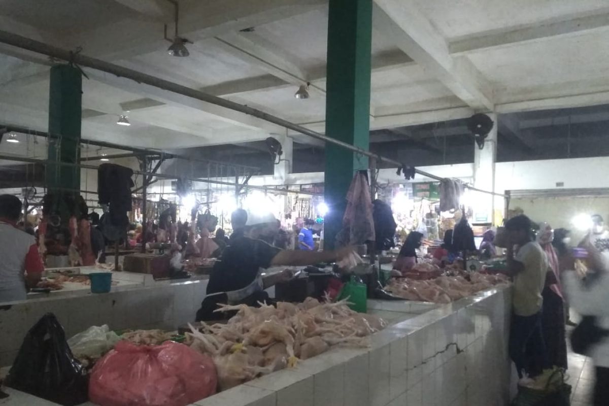 Pemkab Bangka Tengah kendalikan harga daging sapi