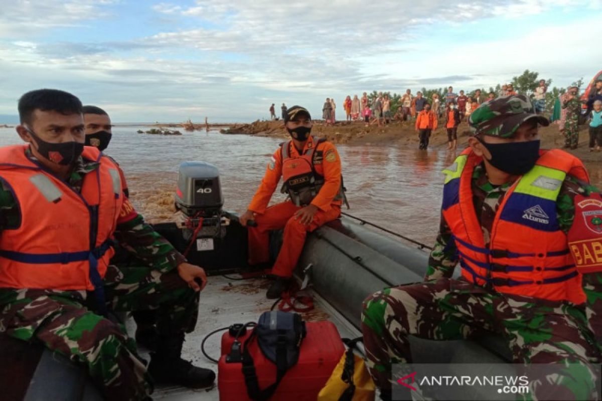 Pencarian warga hilang terseret arus di Bombana melibatkan 45 personel