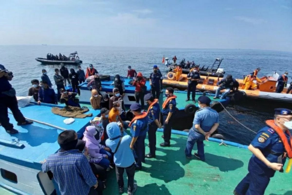 Tak hanya jalur tikus di darat, pemudik sembunyi lewat laut tapi digagalkan