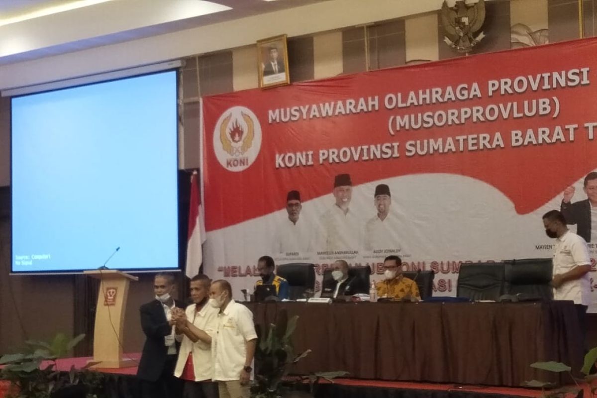 Agus Suardi terpilih aklamasi sebagai Ketua Umum KONI Sumbar