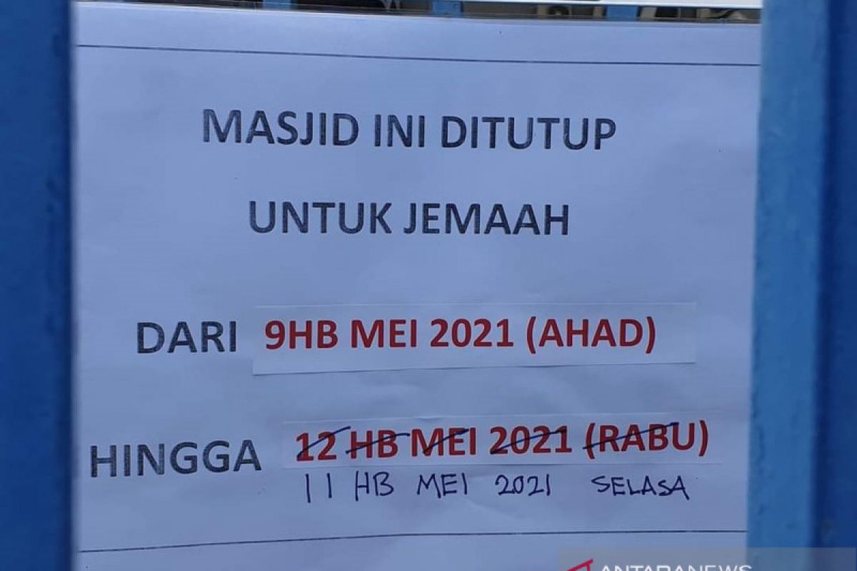 Malaysia tutup dua masjid beresiko tularkan COVID-19