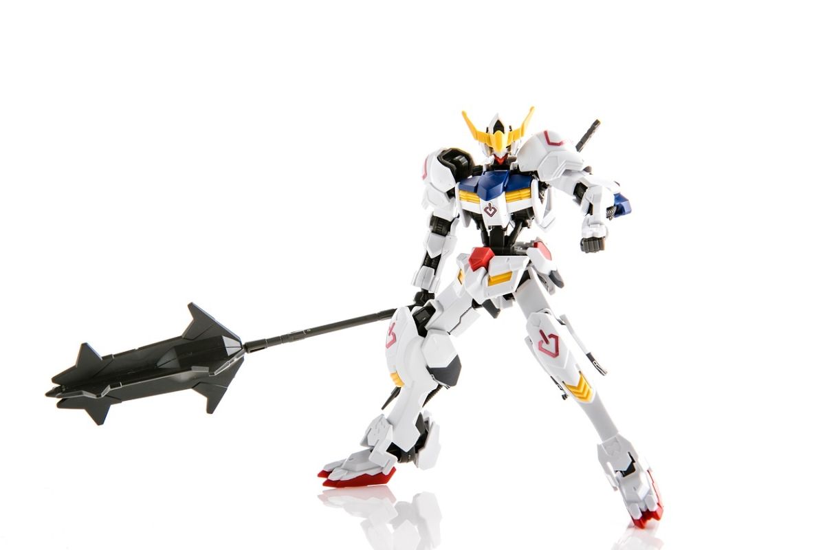 Daur ulang sampah plastik dari mainan gundam