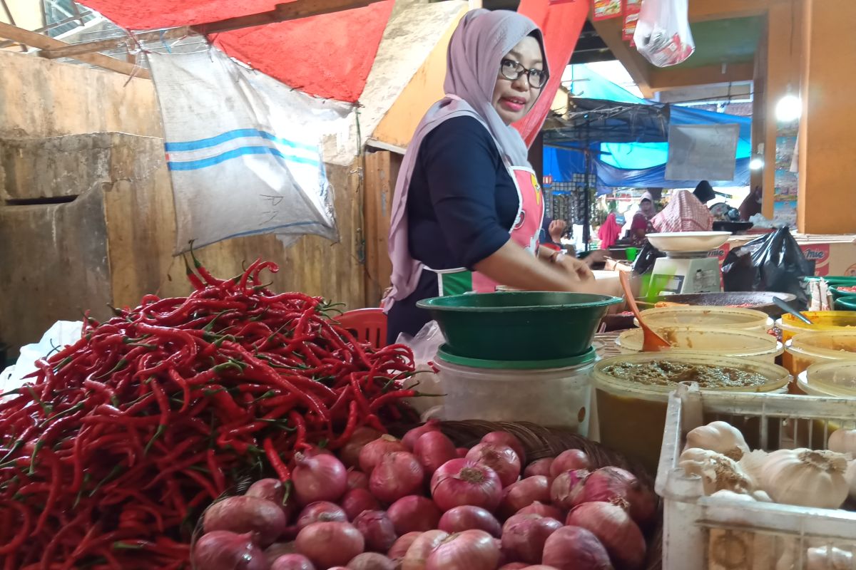 Menjelang Lebaran di Solok, harga cabai merah naik jadi Rp35 ribu per kilogram