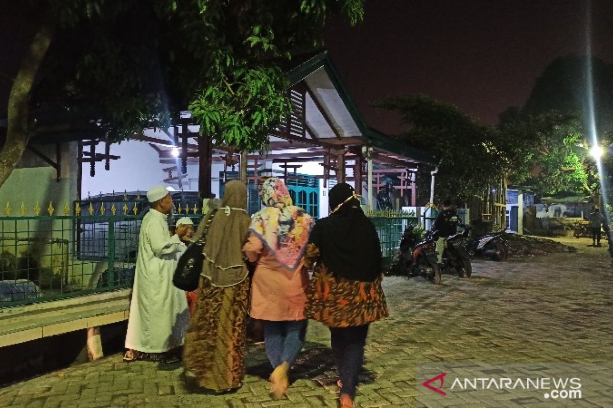 Kerabat sebut wasiat Ustadz Tengku Zulkarnain dikebumikan di Pekanbaru