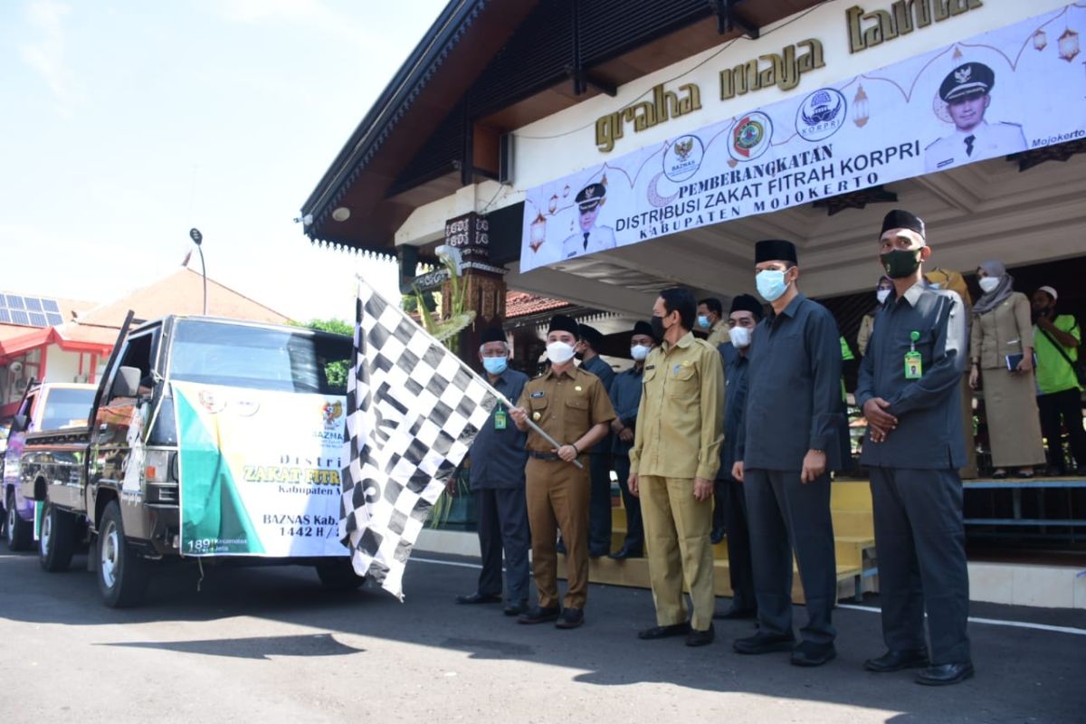 Pemkab Mojokerto  distribusikan 4.800 paket zakat