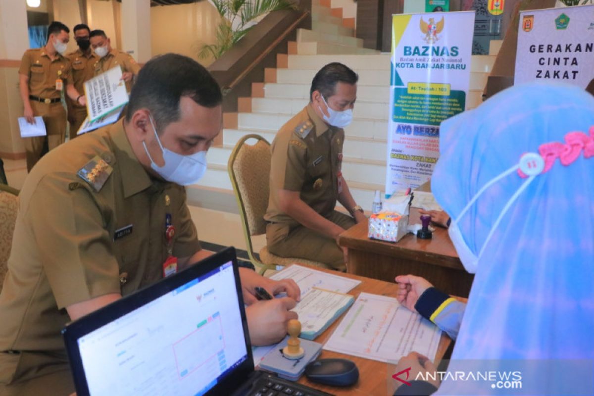 Banjarbaru Mayor launches love zakat drive