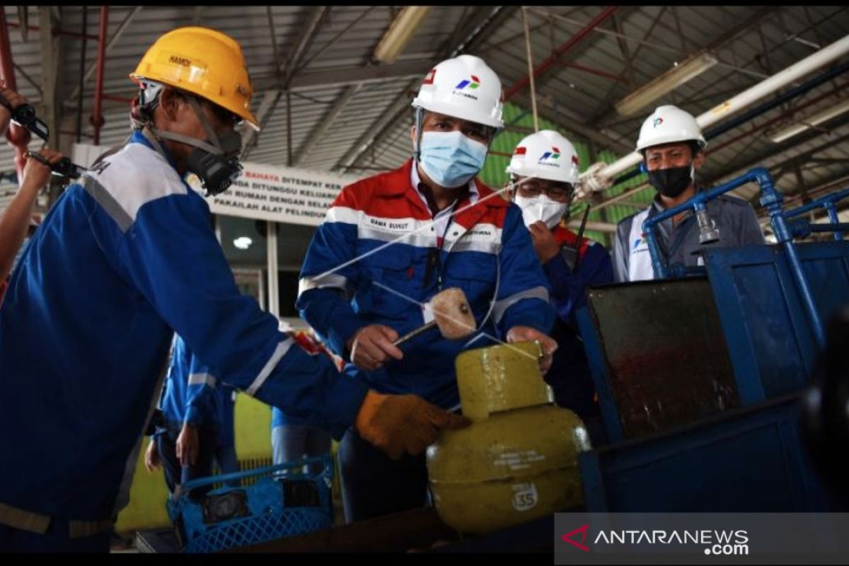 Pertamina tambah stok LPG 3 kilogram hingga 3 juta tabung di Sulawesi