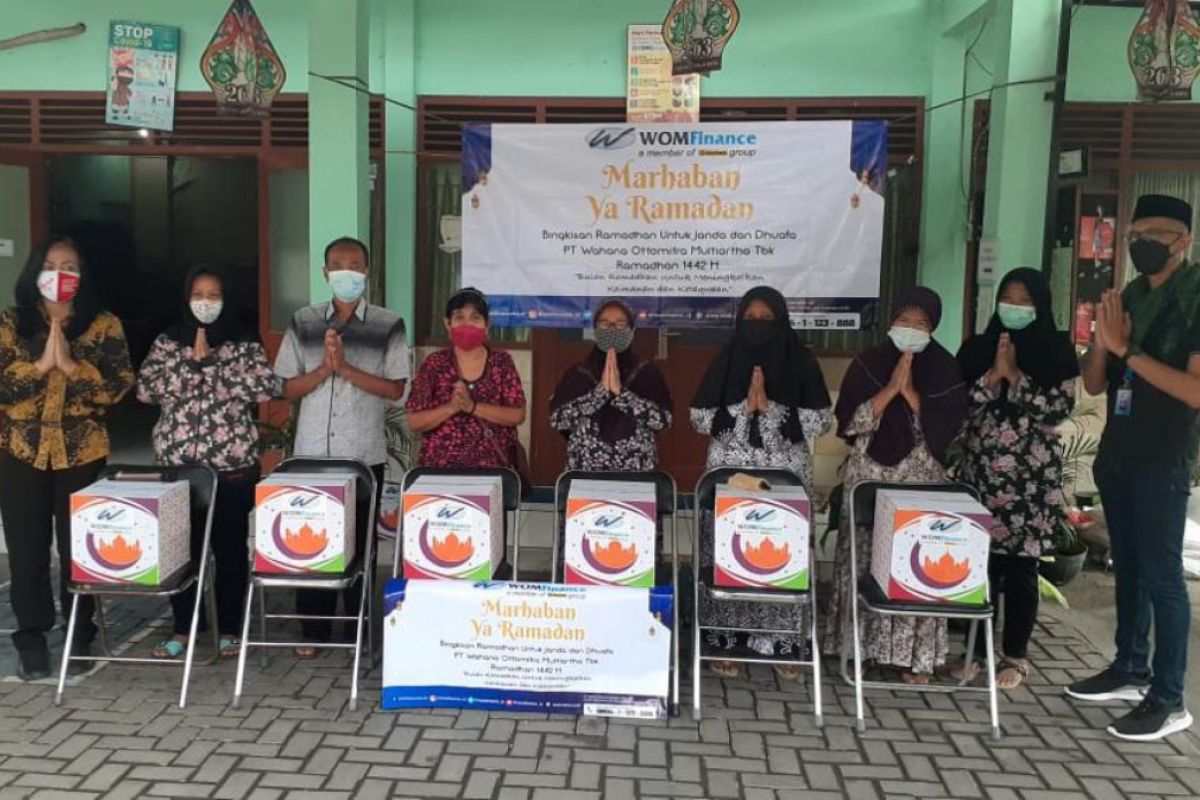WOM Finance bagikan bingkisan Ramadhan kepada Janda dan Dhuafa di Yogyakarta