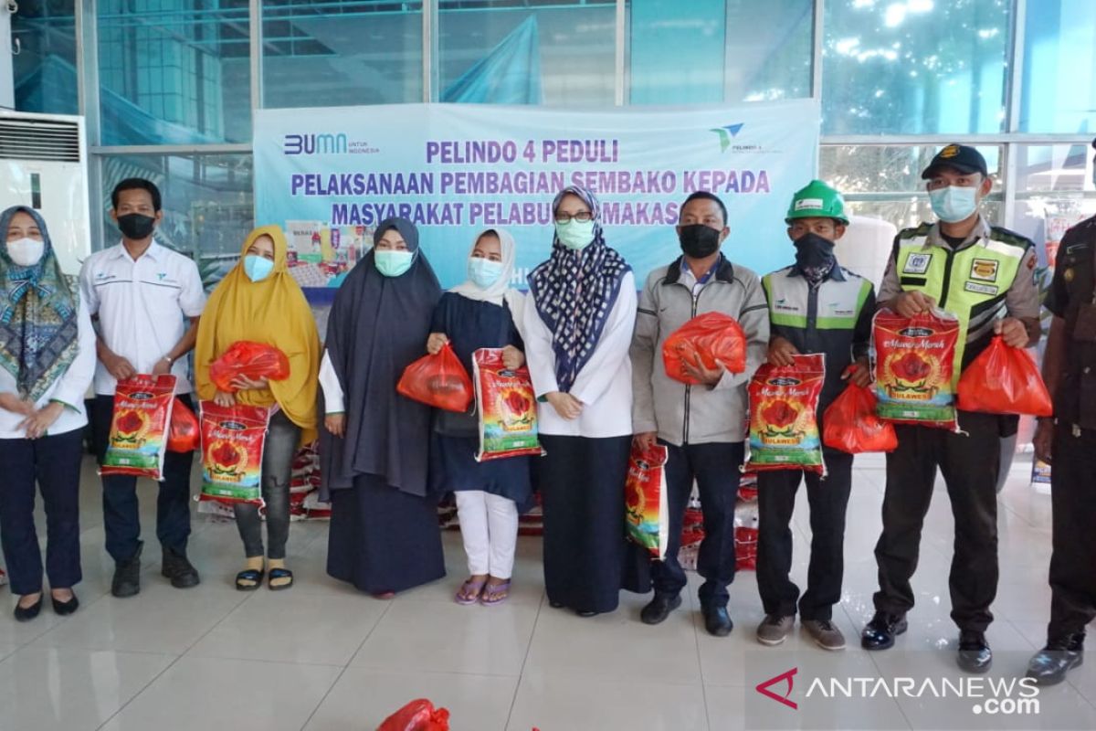 Jelang Idul Fitri 1442 Hijriah, PT Pelindo IV bagikan 5.456 paket sembako