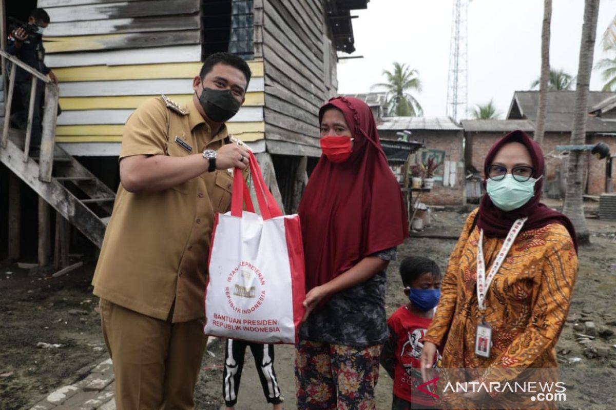 700 paket bantuan Presiden disalurkan kepada nelayan di Medan