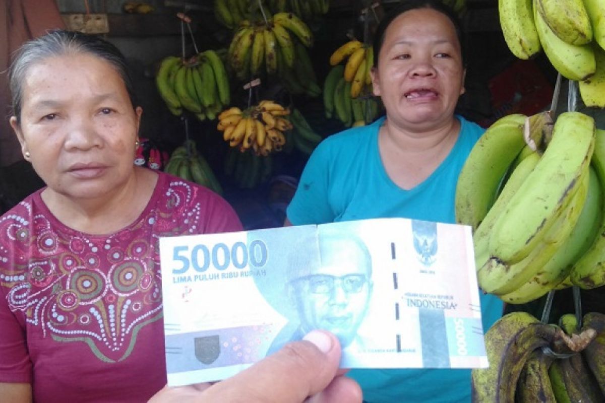 Pedagang pisang di Gunungsitoli tertipu uang palsu