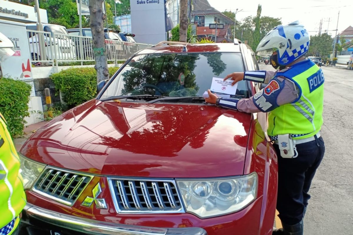 Polisi intensifkan penertiban parkir liar di Kota Kediri