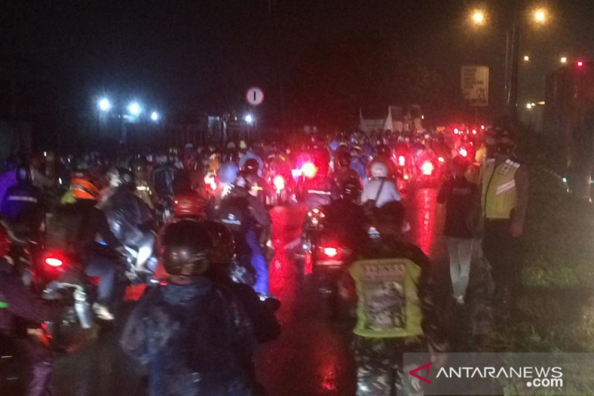 Polres Karawang tangkap provokator pemudik di pos penyekatan