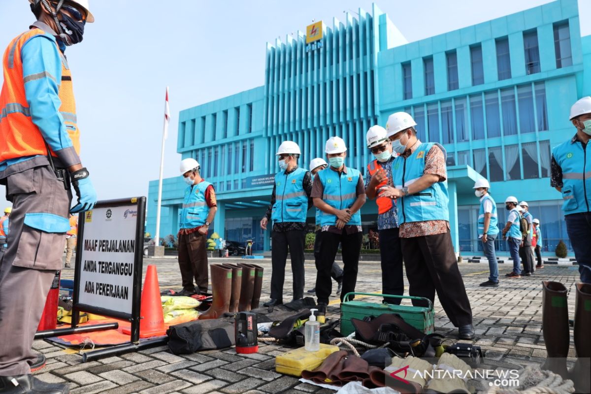 Banyaknya, 1.402 personel PLN Riau siaga hadapi Lebaran