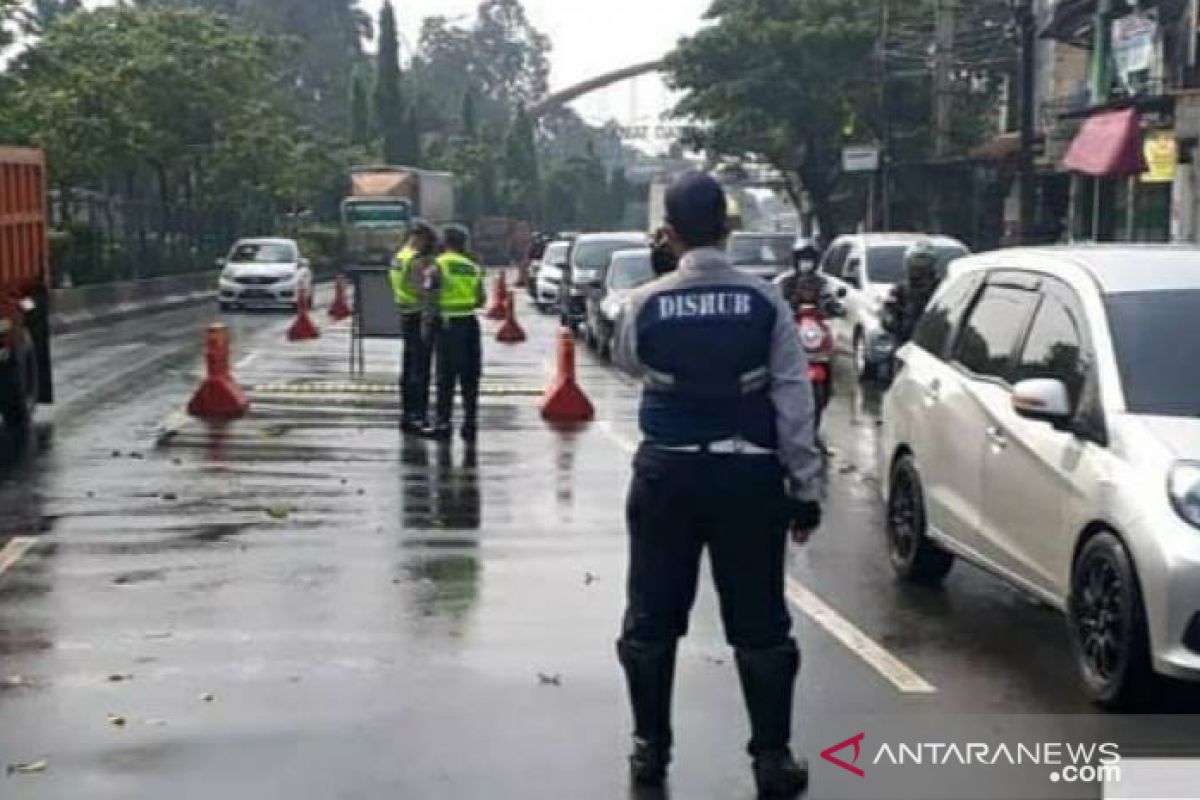 432 kendaraan terjaring pos penyekatan larangan mudik di Tangerang