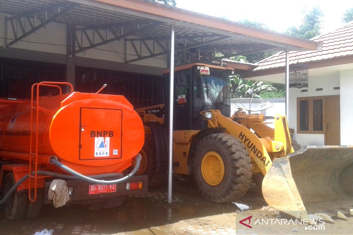 BPBD Rejang Lebong siagakan alat berat di jalur mudik