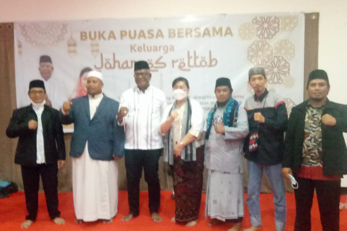 Wabup Mimika: Idul Fitri momentum perkokoh solidaritas antar warga