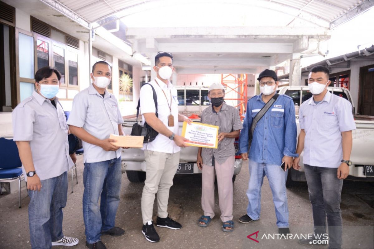 PT Timah Bantu Renovasi Rumah Ibadah di Bangka dan Bangka Selatan