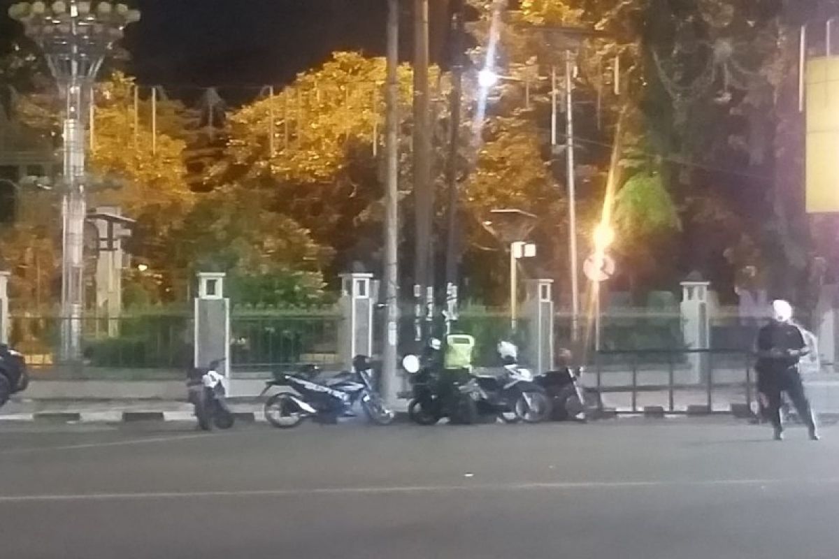 Penutupan akses jalan di Medan mencegah  konvoi malam takbiran