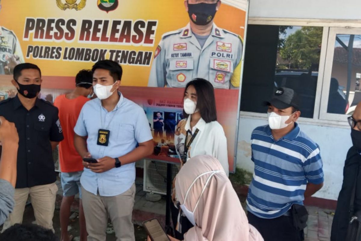 Ancam kasir swalayan di Desa Ganti Loteng gunakan parang, pemuda ini gasak uang dan sepeda motor