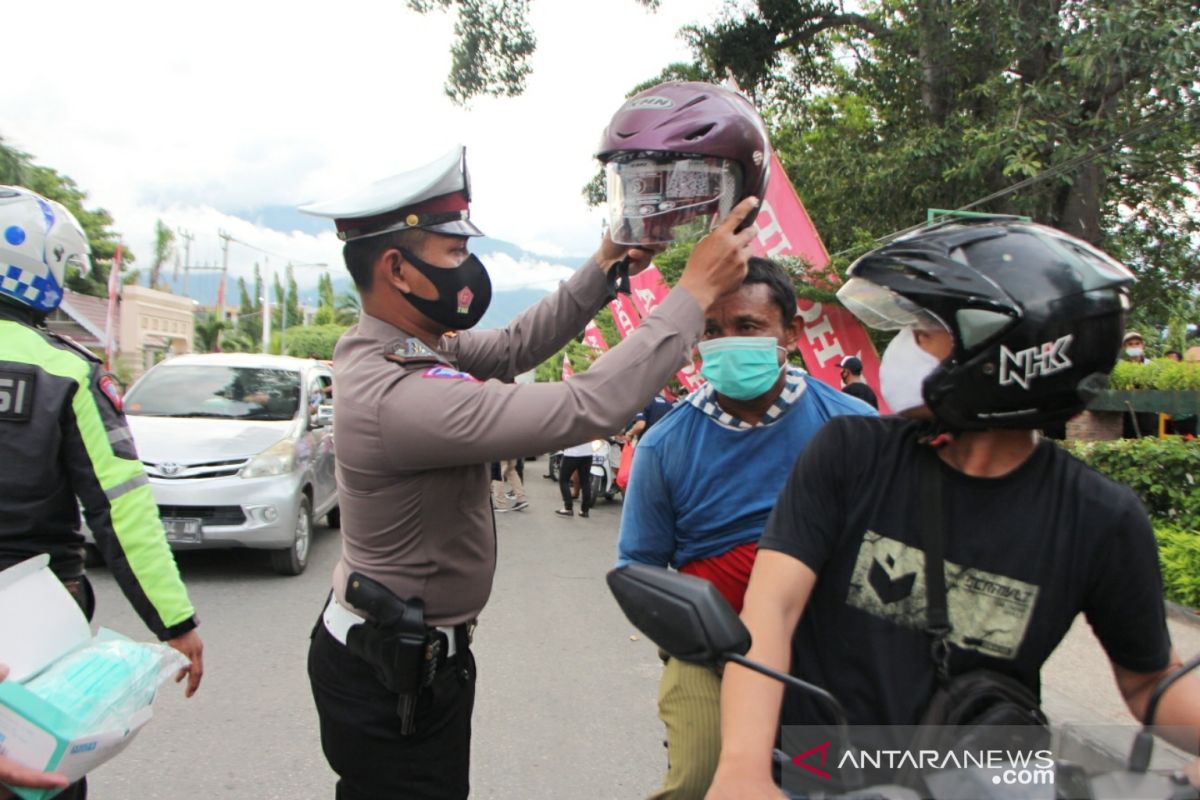 Patuh tidak mudik, Honda gelar safety cek dan ganti oli gratis di Palu