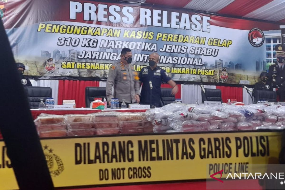 Polisi gagalkan peredaran sabu internasional seberat 310 Kg, dibawa dari Aceh melalui darat