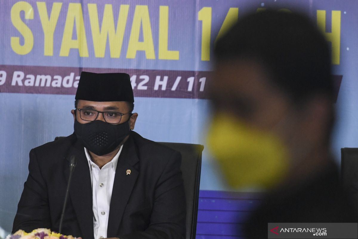 Kemarin, penetapan Idul Fitri hingga potensi lonjakan drastis COVID-19