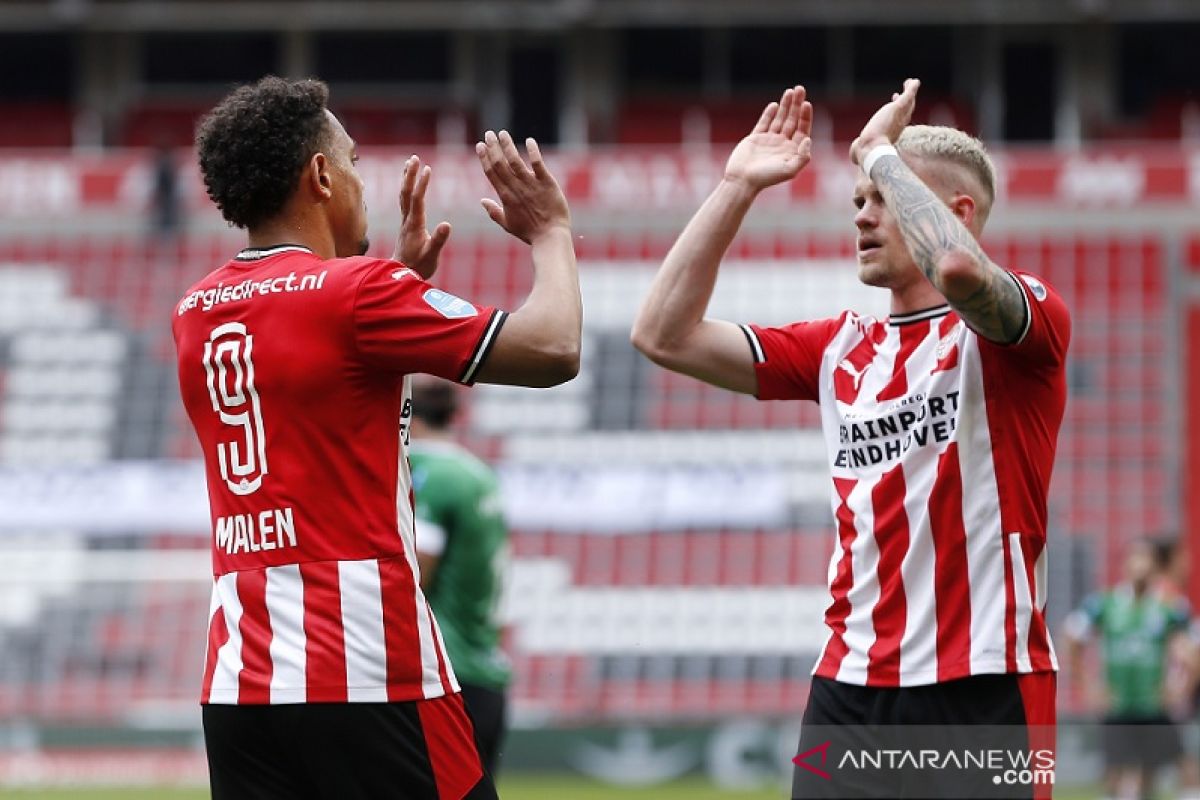 PSV kunci tiket Liga Champions karena AZ gagal menang