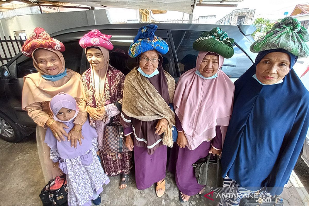 Masyarakat Kurai Bukittinggi tetap jaga tradisi "Barayo" saat pandemi
