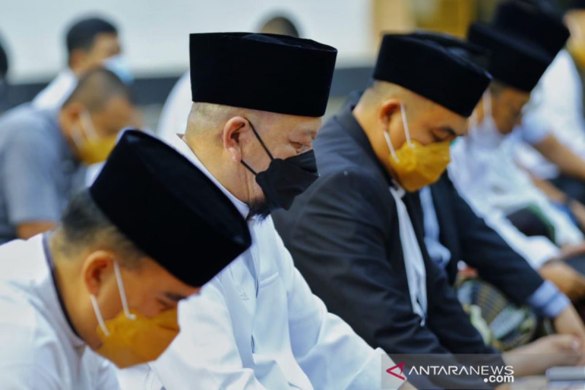 Ketua DPD imbau masyarakat batasi pergerakan saat libur Lebaran