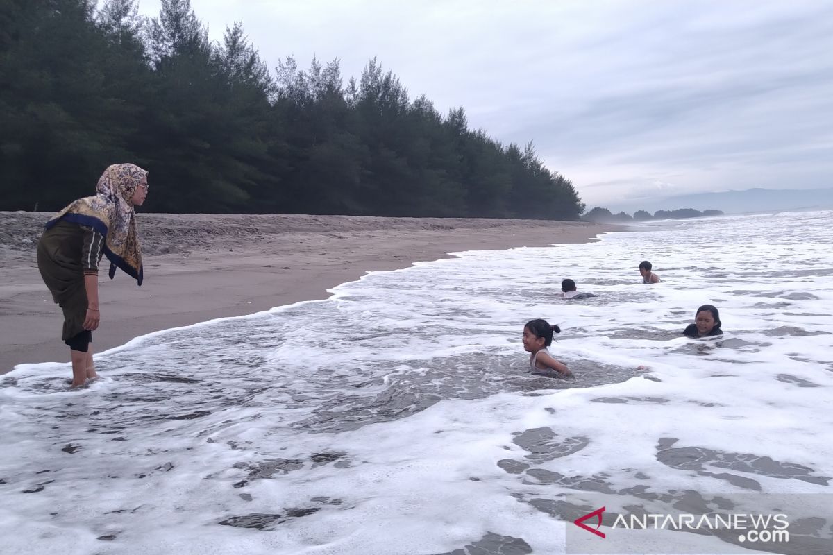 Sejumlah daerah di Sumatera Barat buka objek wisata pada libur Lebaran 1442 H