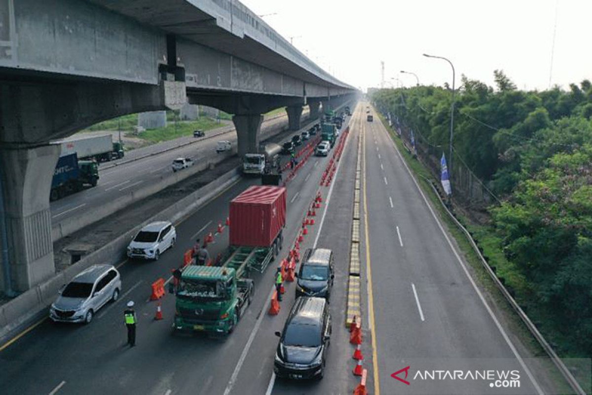 H-1 Lebaran, 512.876 kendaraan meninggalkan wilayah Jabotabek