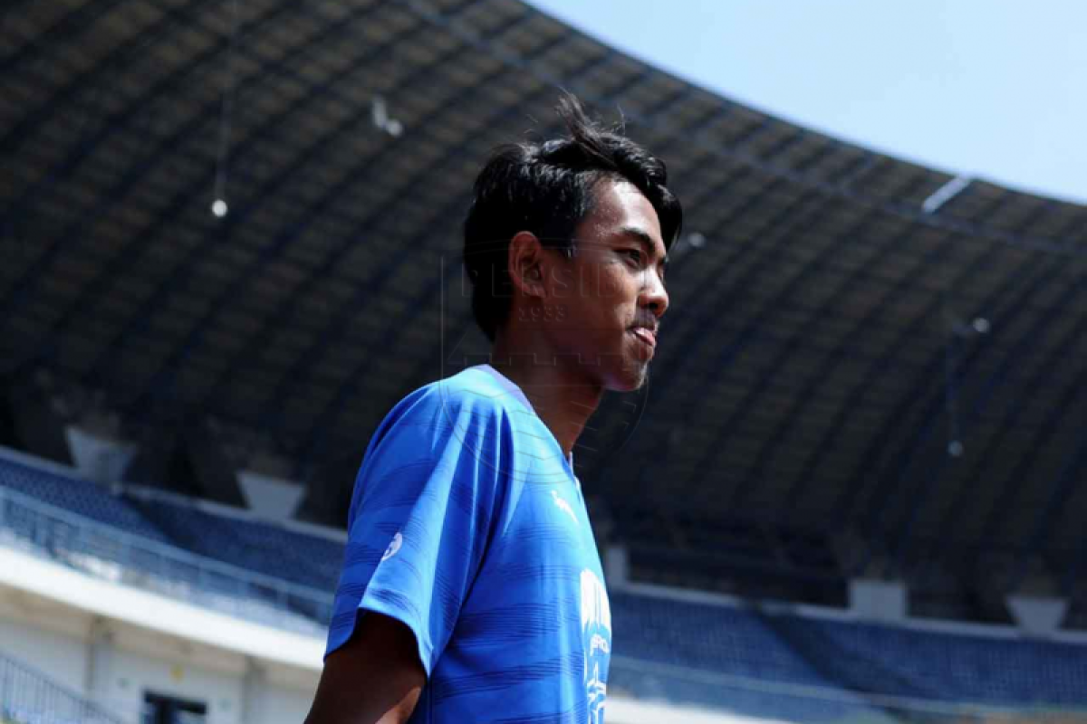 Bek muda Persib Kakang Rudianto rayakan Lebaran dengan terapkan prokes