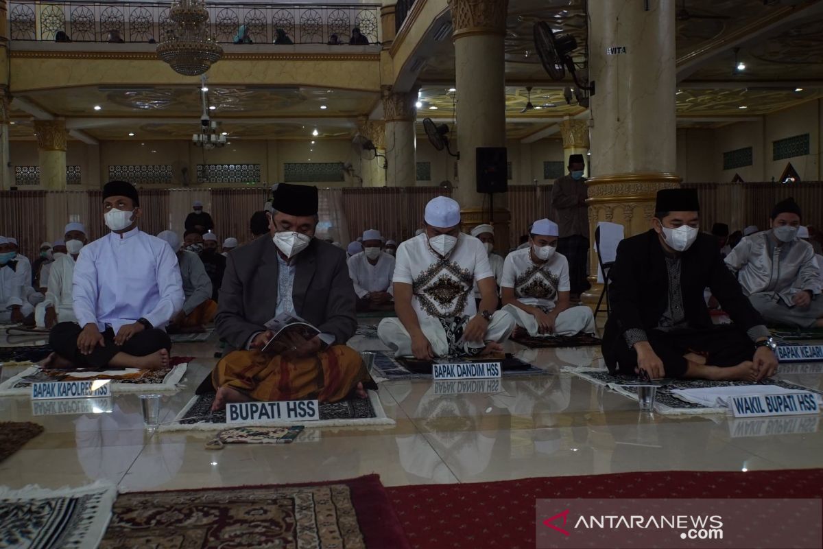 Sholat Ied bersama HSS terapkan disiplin protokol kesehatan