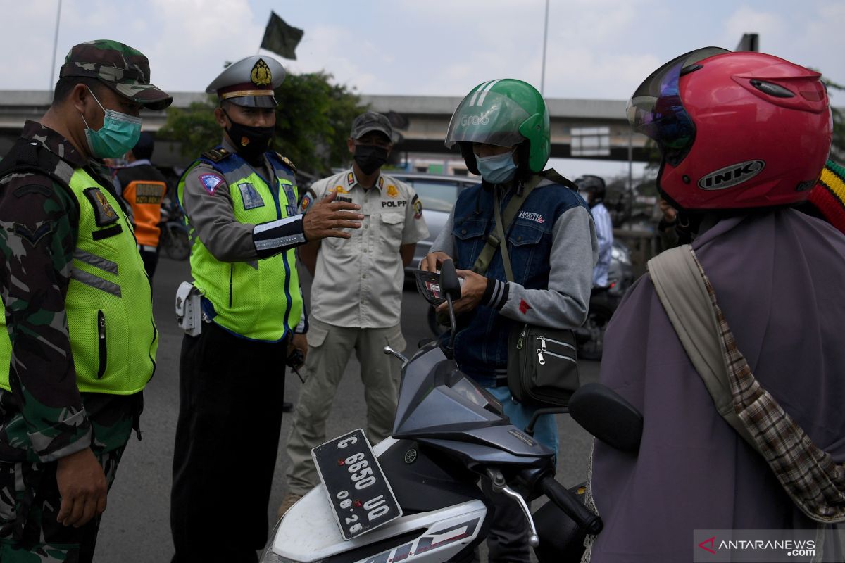 Polda Banten siapkan delapan pos sekat cegah masuknya wisatawan luar Banten