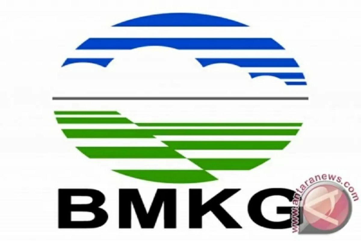 BMKG: Waspada hujan disertai petir-angin kencang, termasuk Kaltara