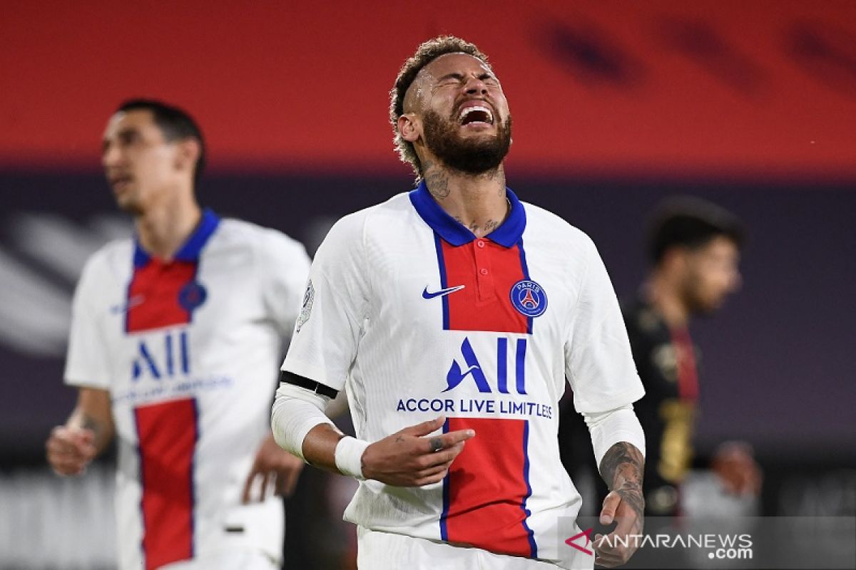 Neymar kena sanksi dilarang main di final Piala Prancis akibat jalani hukumam