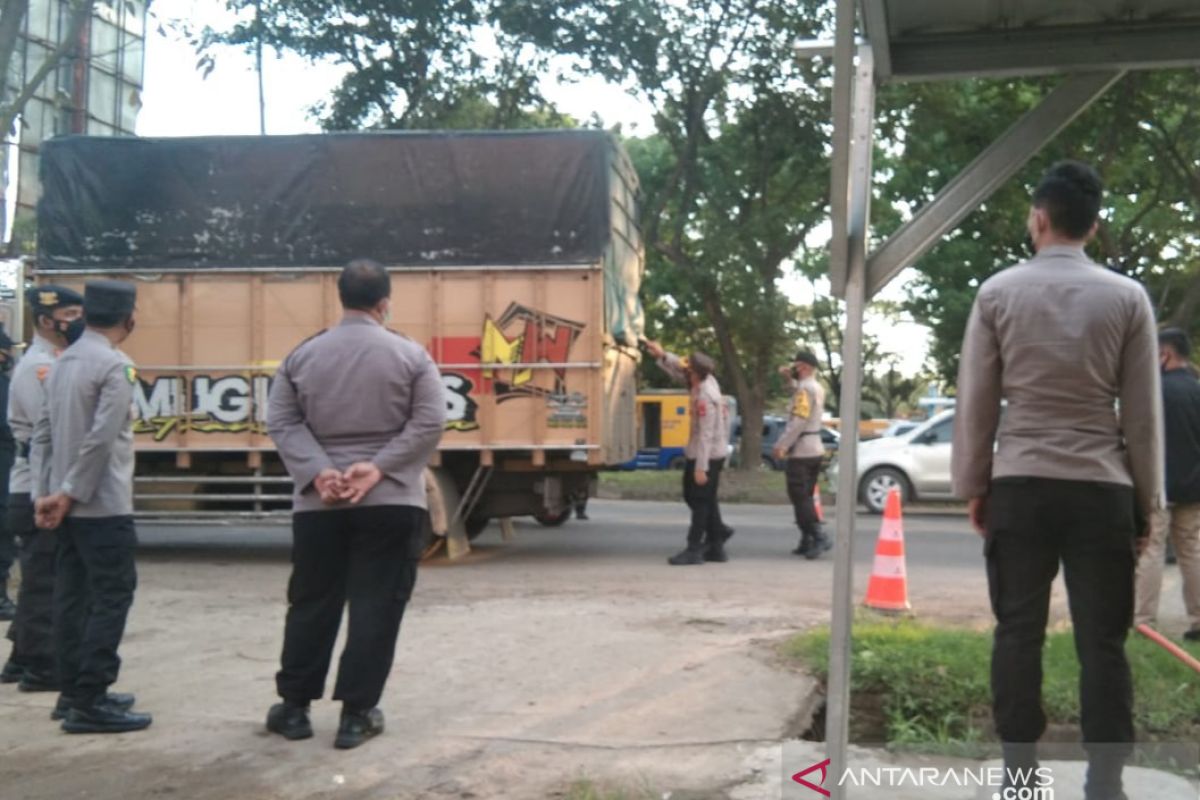 Ditlantas Polda Sumsel menunggu arahan perpanjangan larangan mudik