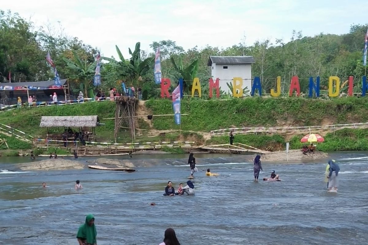 Sejumlah tempat rekreasi Batu Benawa dan Hantakan HST 