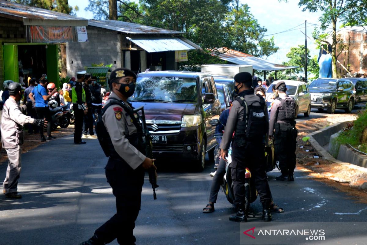 Dispar Gowa lakukan swab antigen bagi seluruh pengunjung Malino