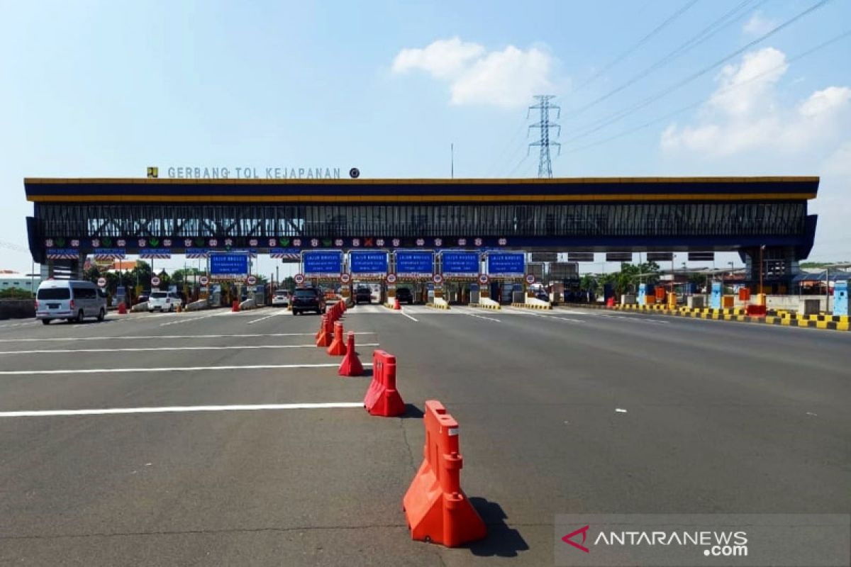 Jasa Marga: Kendaraan masuk Surabaya turun 60 persen saat Lebaran 2021