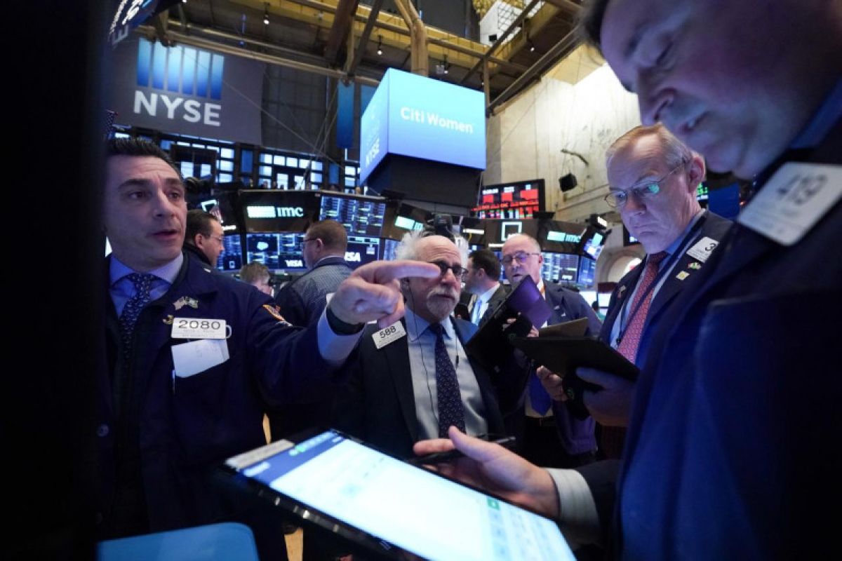 Wall Street dibuka lebih tinggi terkerek kenaikan saham energi