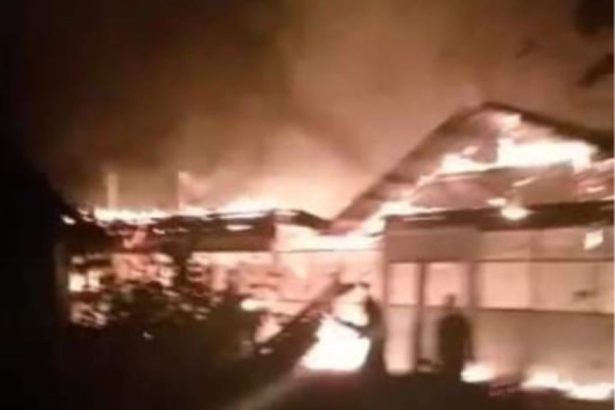 30 unit kios pasar hangus terbakar di Aceh Tamiang