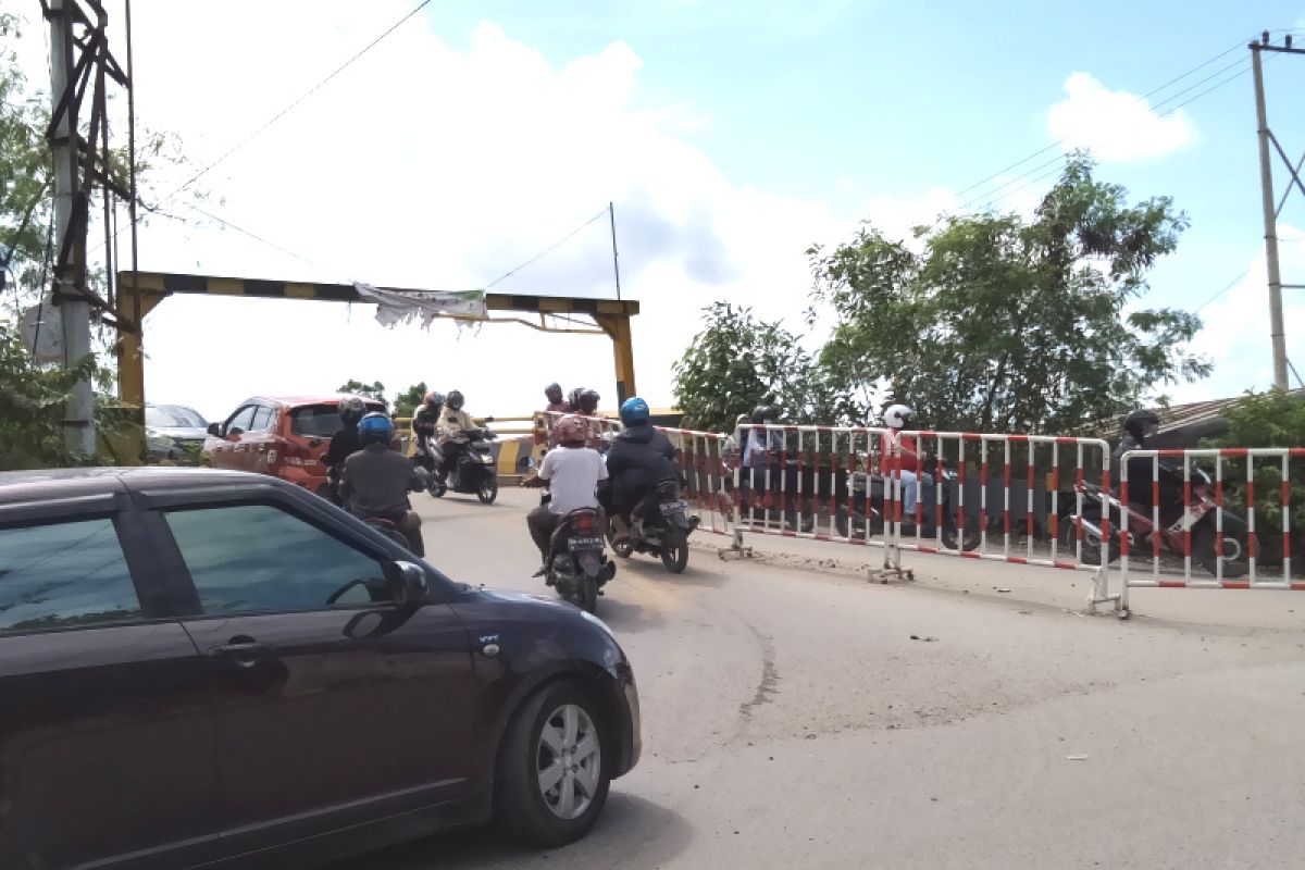 Dishub: 100 ribu kendaraan keluar masuk perbatasan Banjarmasin-Batola