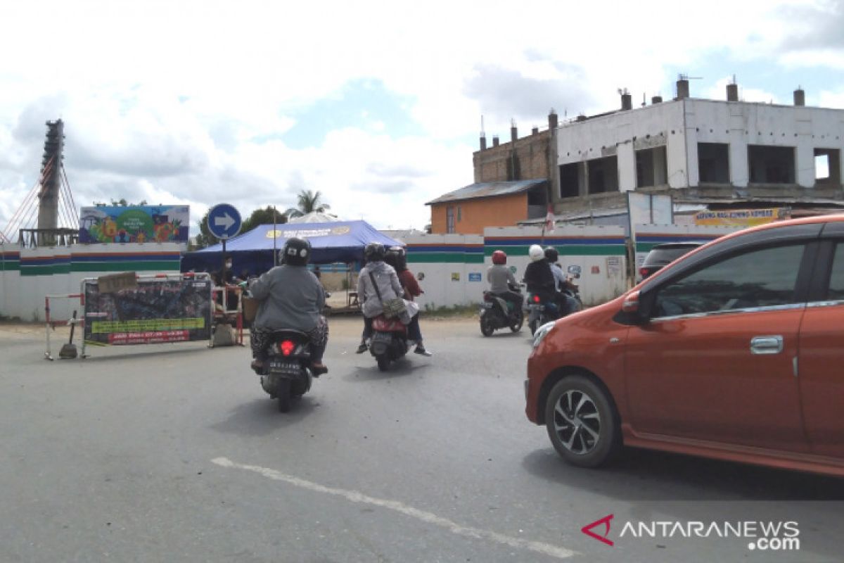 Sebanyak 100 ribu kendaraan keluar masuk perbatasan Banjarmasin-Batola