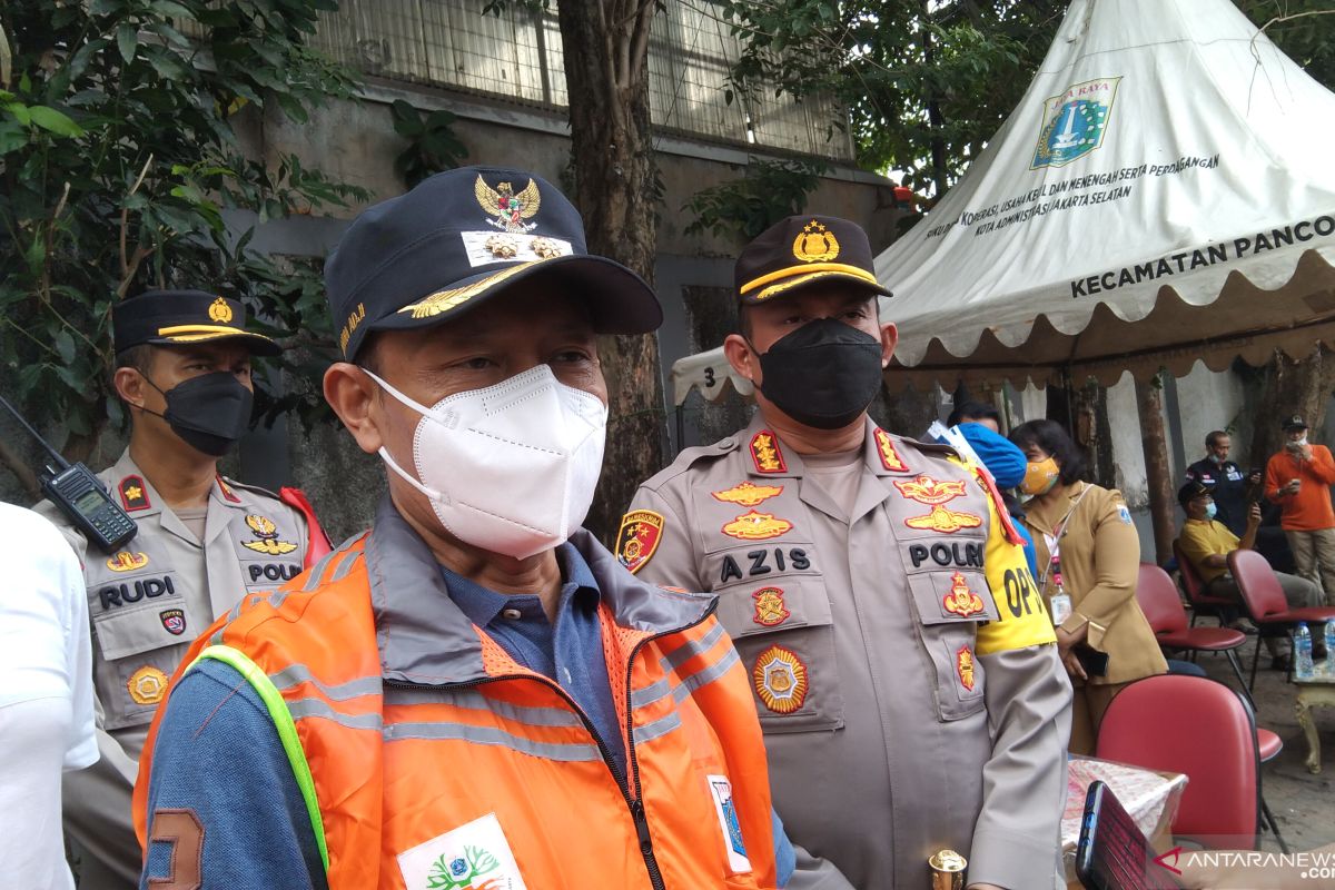 Kantor pelayanan publik Jakarta Selatan tidak libur saat Lebaran