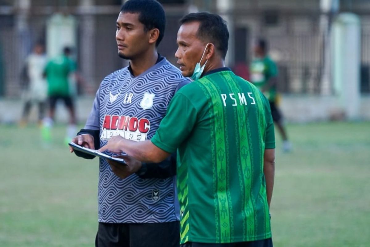 Para pemain PSMS kembali latihan rutin Senin di Kebun Bunga