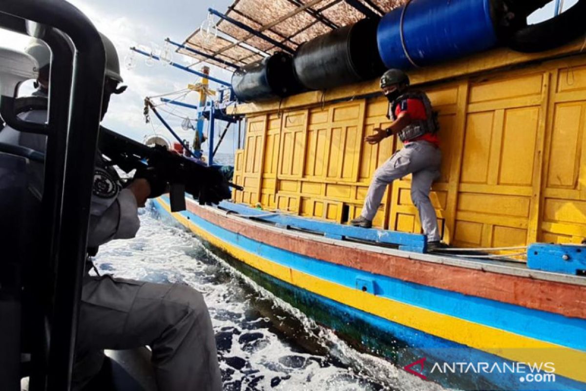 Bakamla tangkap kapal ikan Vietnam di perbatasan Indonesia-Malaysia