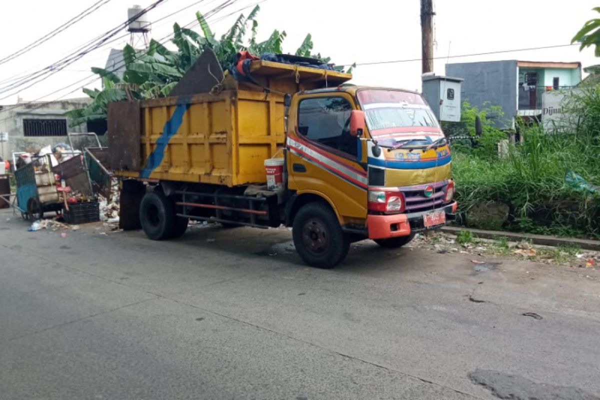Volume sampah di Kota Tangerang naik empat persen selama libur lebaran